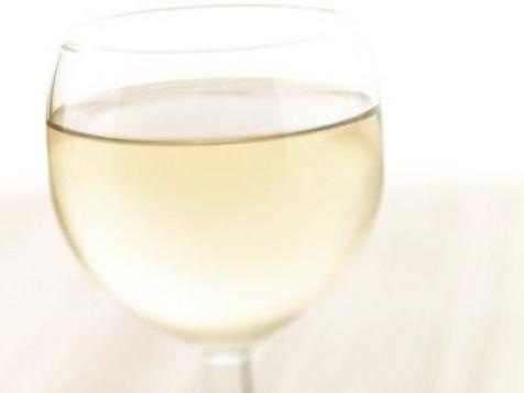 5 Refreshingly Cheap White Wines