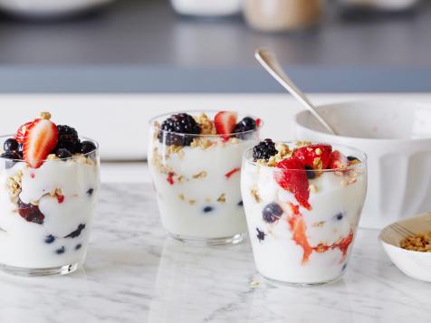 Yogurt and Fruit Parfaits