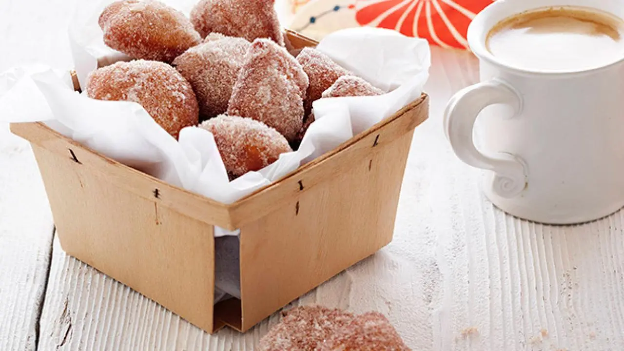 Cinnamon Spiced Doughnuts