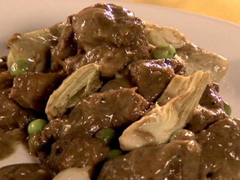Beef Tips and Artichokes with Merlot and Black Pepper Gravy