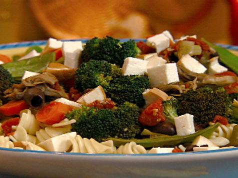 Pasta Spirals with Sauteed Vegetables, Olives and Smoked Mozzarella