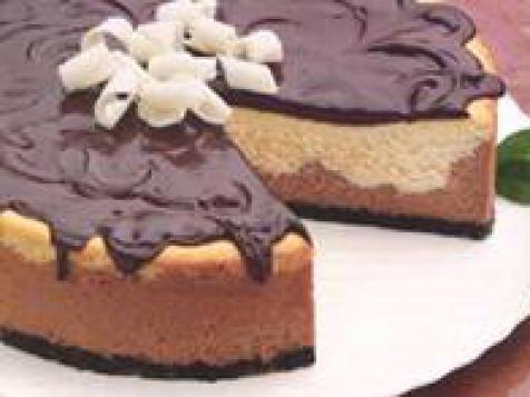 Triple Chocolate and Vanilla Cheesecake