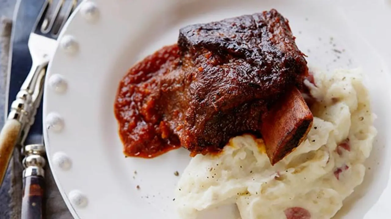 Anne's Braised Short Ribs