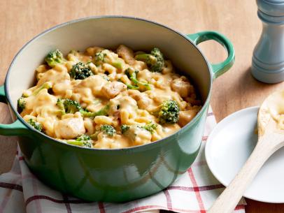 Rachel Ray Mac and Cheddar Cheese with Chicken and Broccoli