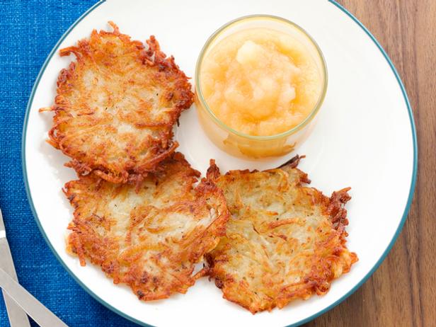 Slightly Adapted Mamo's Potato Pancakes