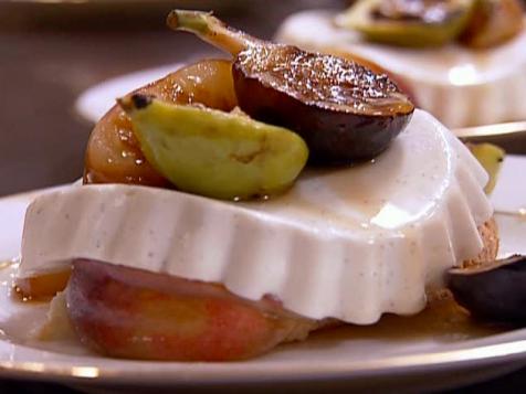 Greek Yogurt Panna Cotta with Grilled Honeyed Figs and White Nectarines