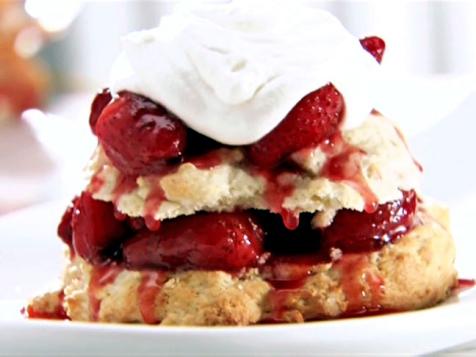 Shortcakes with Warm Strawberry Sauce