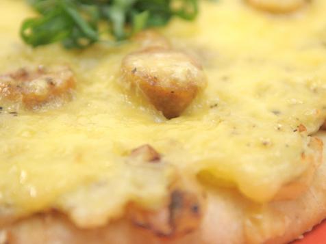 Garlic Mashed Potato Pizza with Arugula and Fennel Salad