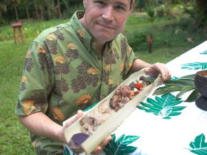 Jeff Corwin Enjoys Traditional Hawaiian Luau