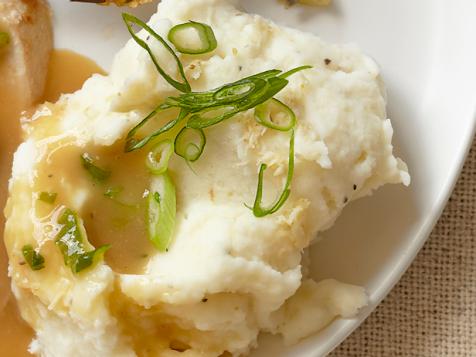 Mashed Potatoes With Horseradish and Scallions