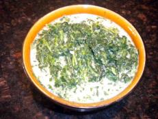 You don't need loads of butter and cream to make creamy vegetables. Robin Miller's recipes for creamed corn and spinach are creamy but not heavy.