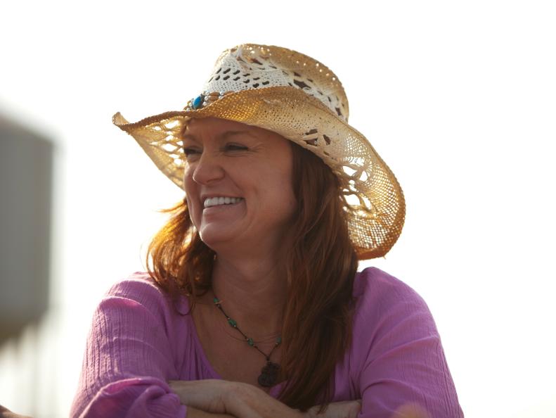 Ree Drummond - Host serves cowboy sandwiches and breakfast punch to her husband Ladd and children Alex, Paige, Bryce and Todd and the cowboys during a cattle drive in episode 1 as seen on Food Network's Pioneer Woman Season 1. 