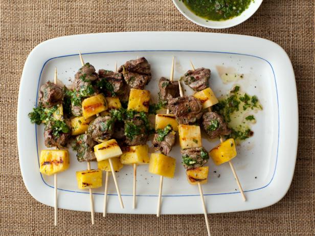 beef pops with pineapple and parsley