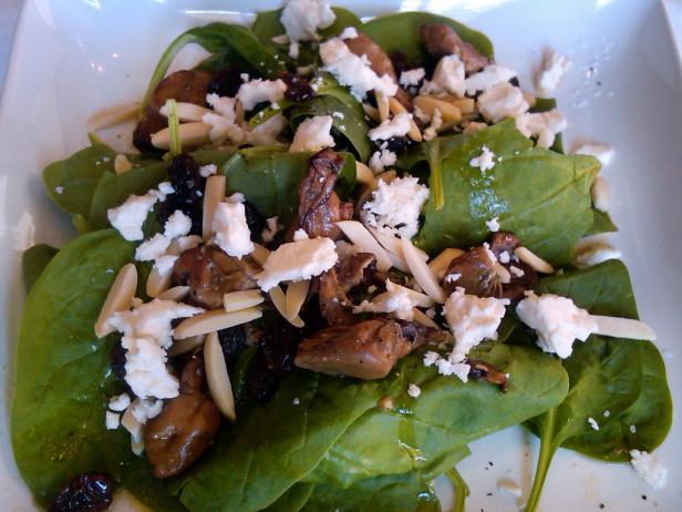 spinach and oyster salad