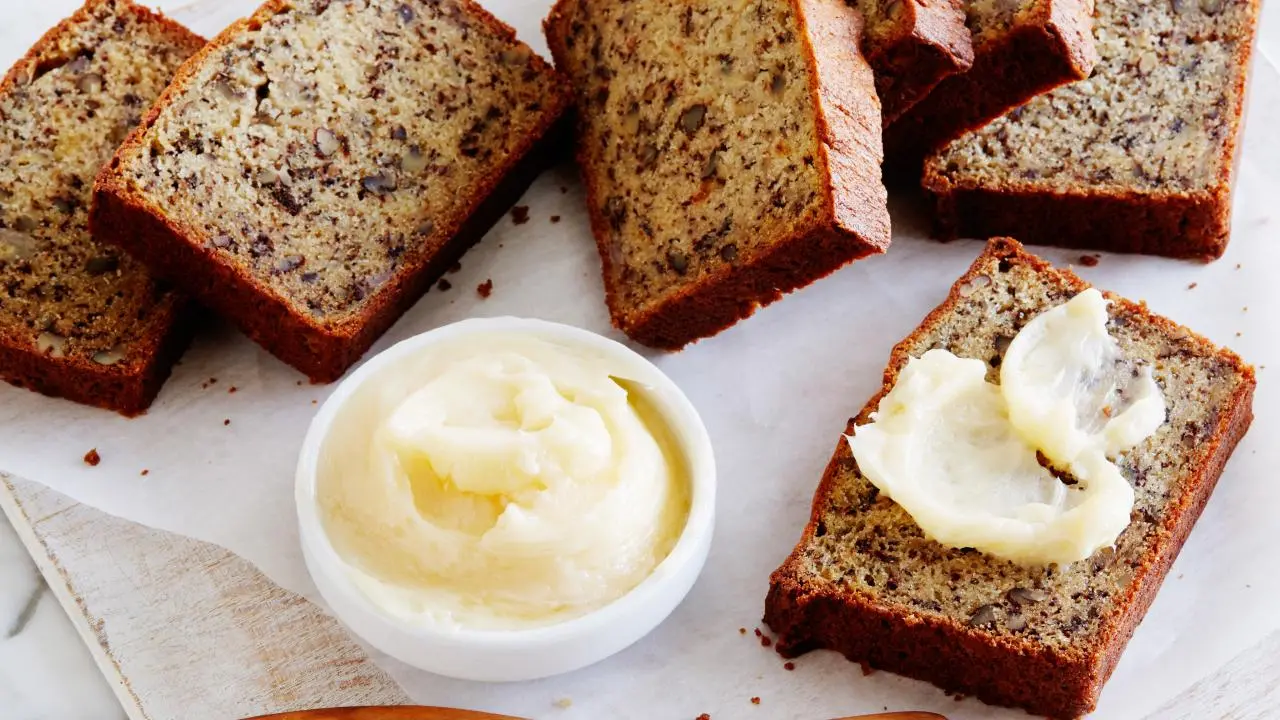 Mama Callie's Banana Nut Bread