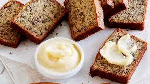 Mama Callie's Banana Nut Bread