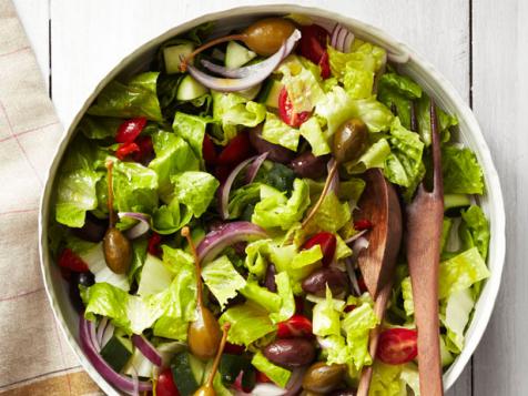 An Entree Salad You’ll Enjoy Eating — Meatless Monday