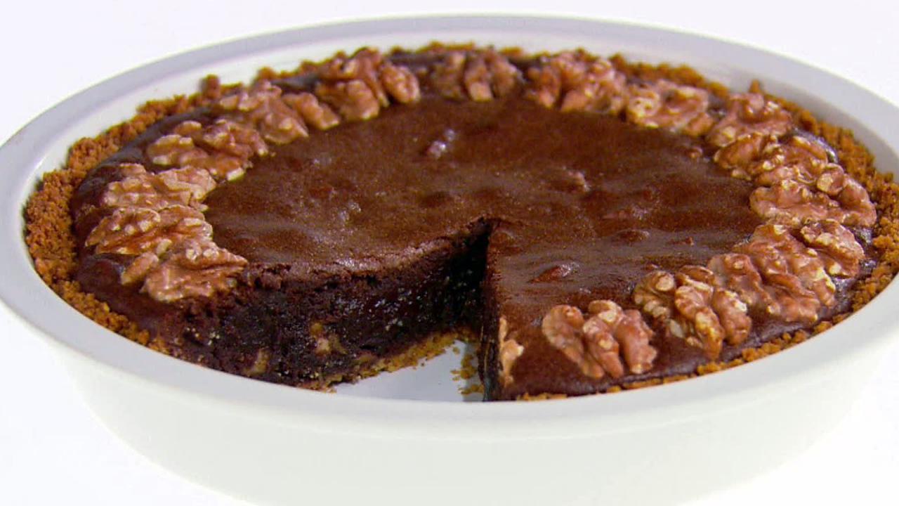 Giada's Brownie-Walnut Pie