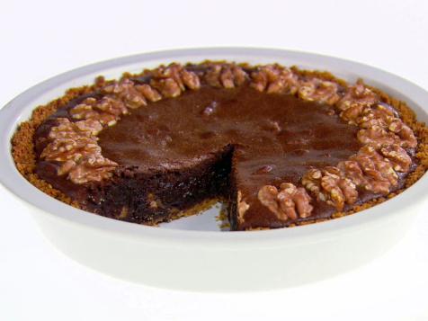 Brownie-Walnut Pie