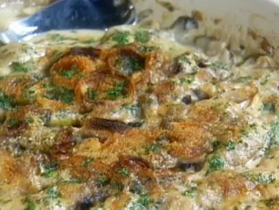 Michael Symon made Mushroom Casserole on Melting Pot. 