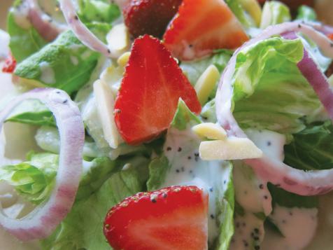 Strawberry Romaine Salad and Creamy Poppy Seed Dressing