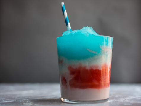 Easy Cocktails for the Long Weekend: Daiquiris, Sangria and More