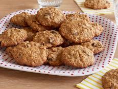 Find out why Alton Brown's Food Network cookie recipe earns the title of Oatiest Oatmeal Cookie.