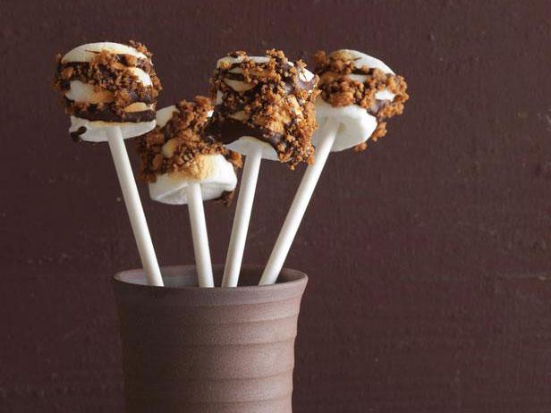 Marshmallow S'mores Pops - Most Popular Pin of the Week