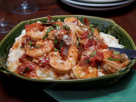 Low Country Shrimp and Grits with Stewed Tomatoes