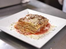 From the cannoli to the gnocchi, everything from Cupini's comes out fresh. As Guy learned on DDD, even the pasta sheets are made in-house for the signature six-layer lasagna topped with a hearty marina sauce and fresh mozzarella. Guy&rsquo;s reaction? "This is everything that you want in lasagna."