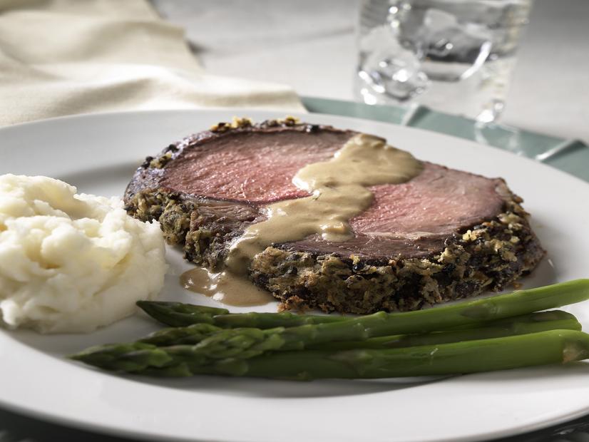 Prime rib seasoned with pepper and herbs, served with a rich mustard cream sauce for a very special meal!