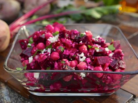 Roasted Beet Salad with Chickpeas and Red Onion