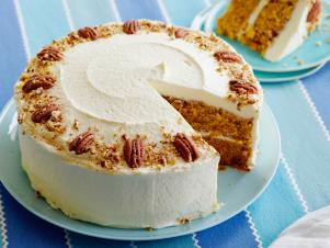 FNK_Easter-Carrot-Cake-with-Cream-Cheese-Frosting_s4x3