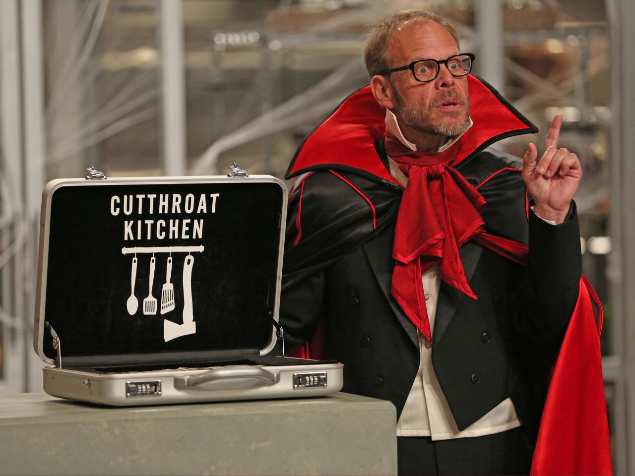 Cutthroat Kitchen Caption It Vampire Brown FN Dish Behind The