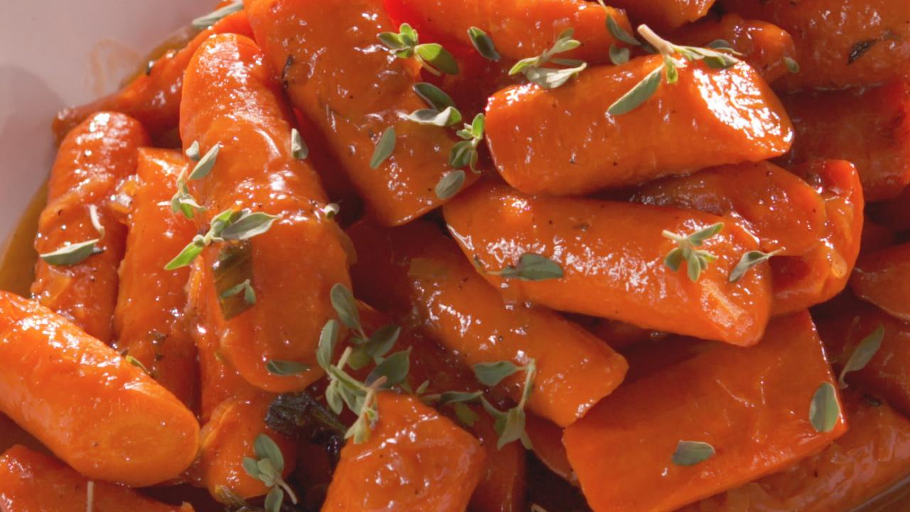 Glazed Carrots with Marjoram