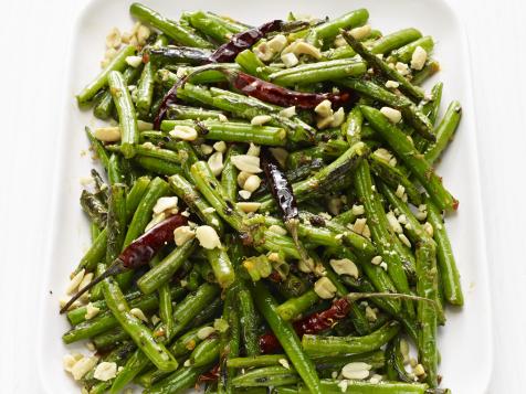 Spicy Green Beans with Peanuts