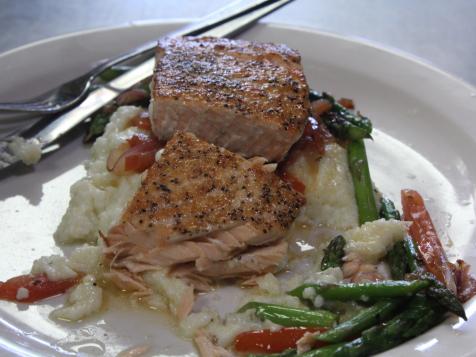 Grilled Salmon with Grits and Fresh Vegetables