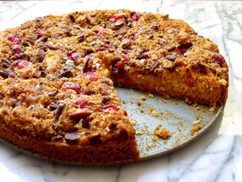 Gluten-Free Pear-Cranberry Crumb Cake
