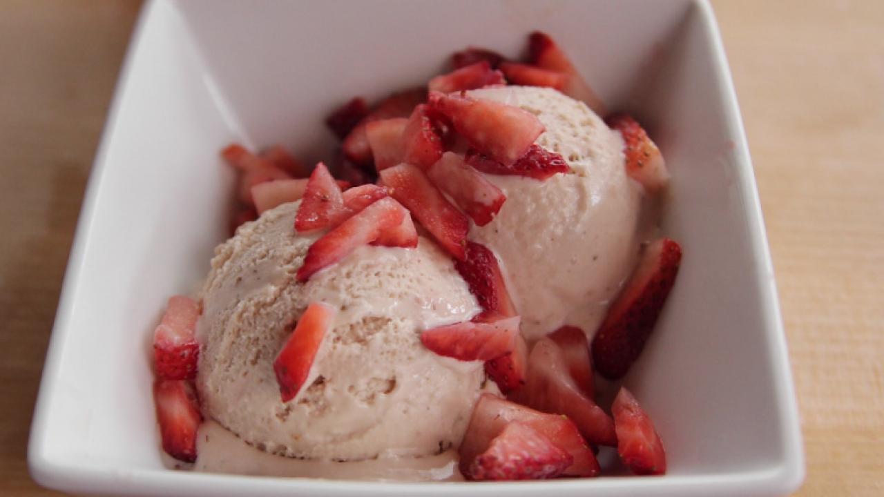 Ree's Strawberry Ice Cream