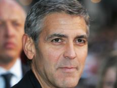 LONDON - APRIL 08:  Actor, George Clooney arrives at the European Premiere of "Leatherheads" at the Odeon Leicester Square on April 8, 2008 in London, England.  (Photo by Gareth Cattermole/Getty Images)