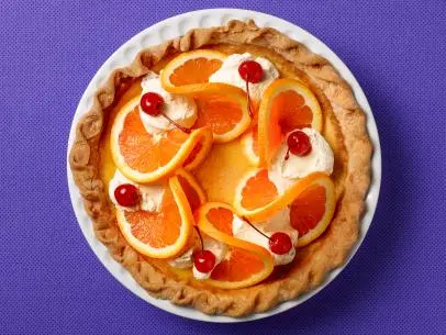 Food Network Kitchen’s Old Fashioned Pie for Year of Oats/Drunk Pies/Diners, as seen on Food Network.