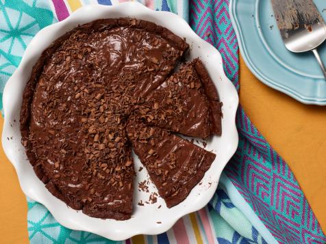 Milk Chocolate Pudding Pie with Brownie Crust