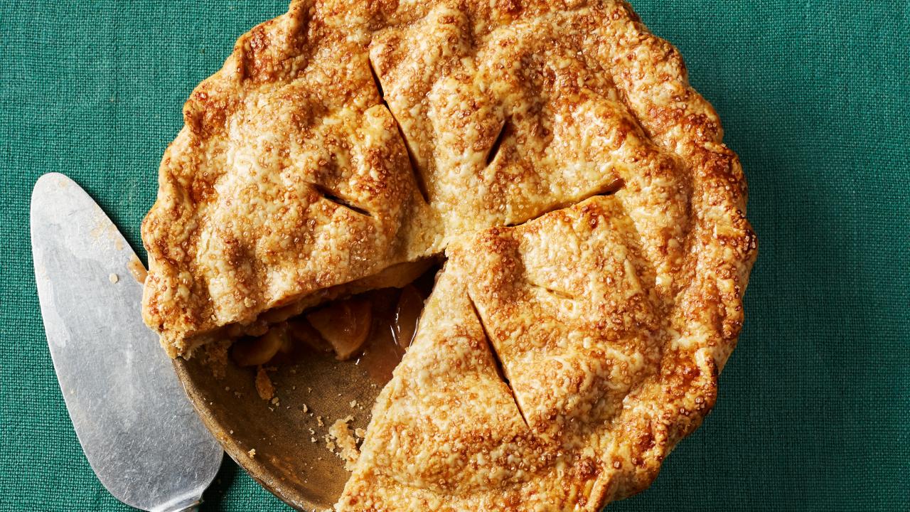 Apple Pie in Cheddar Crust
