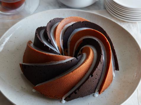 Chocolate-Vanilla Swirl Bundt Cake