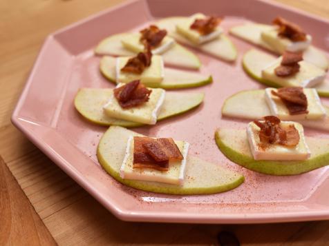 Brie, Bacon and Cayenne Pear Bite
