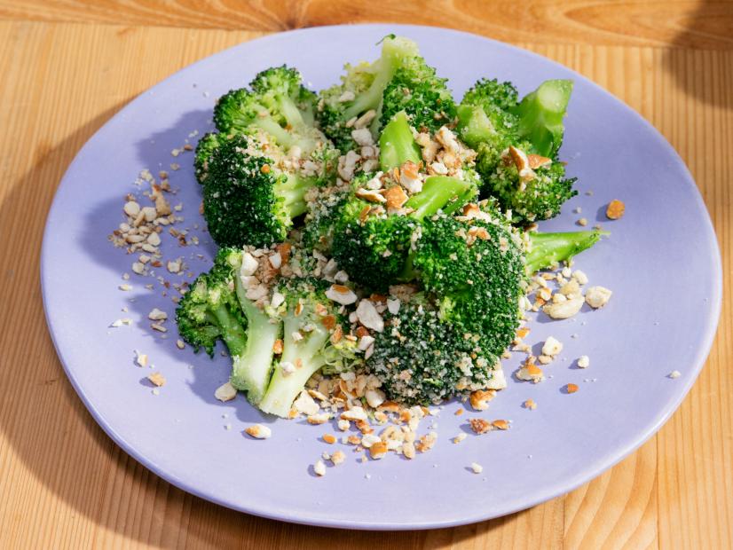 Co-host Jeff Mauro's dish Crunchy Cheesy Toppings with Broccoli, as seen on The Kitchen, Season 16.