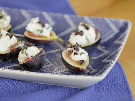 Goat Cheese Crostini with Cacao Nibs and Fresh Figs