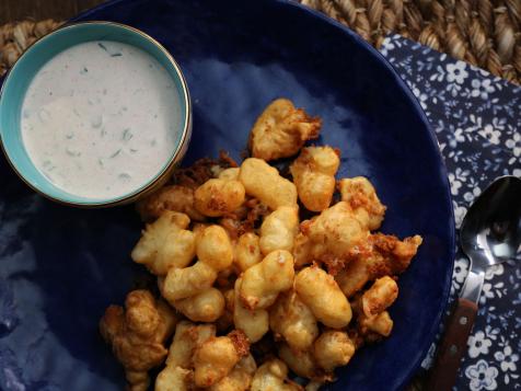 Beer Battered Cheese Curds with Homemade Ranch