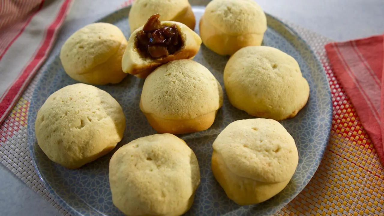 Sugared Pork Buns