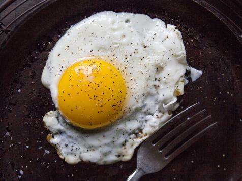 Bobby Flay’s One Trick for Perfect Fried Eggs